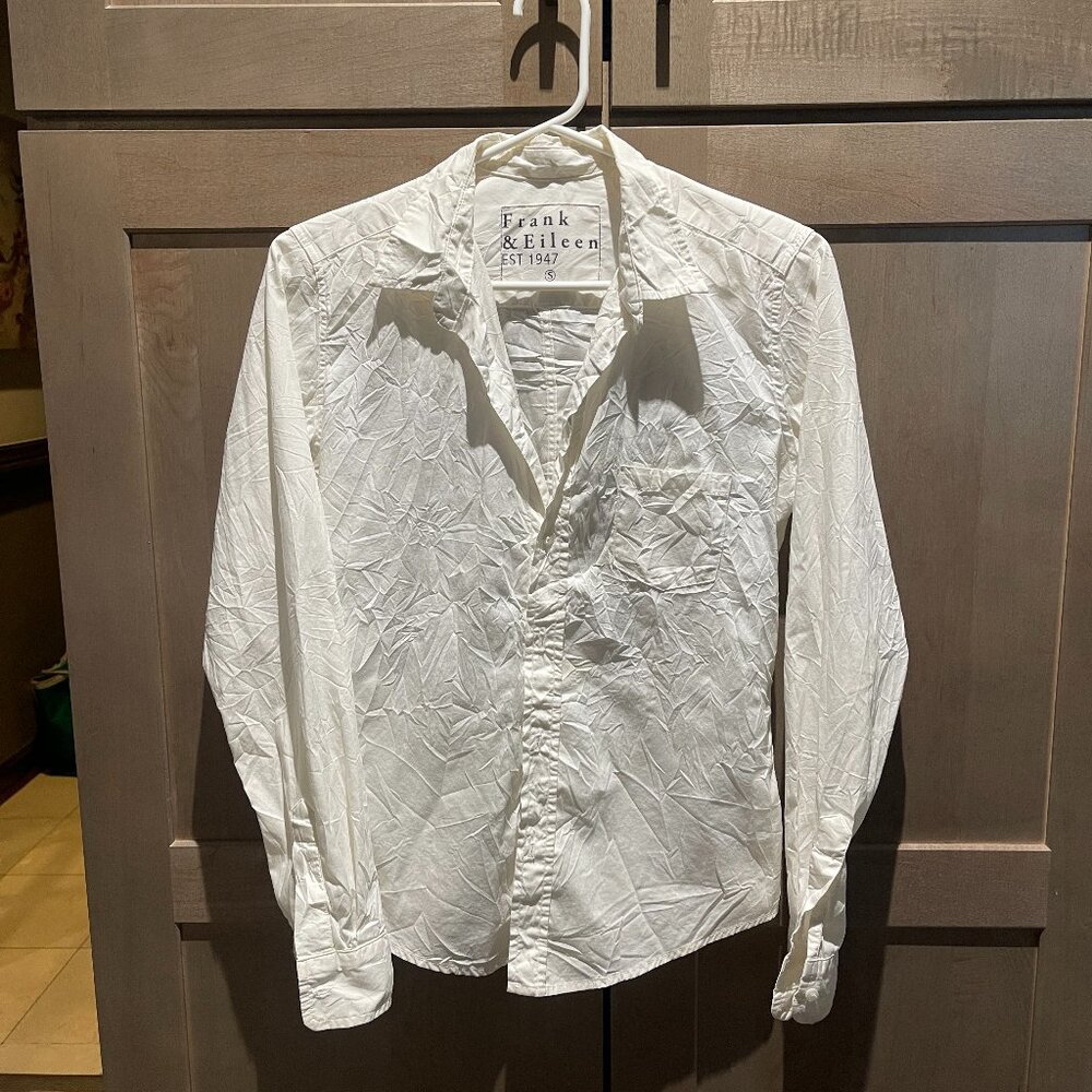 Frank and Eileen Barry Style  crinkle 100% cotton white classic blouse